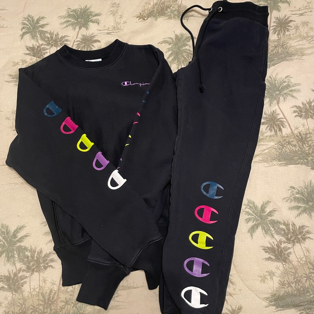 matching champion sweatshirt and sweat pant set